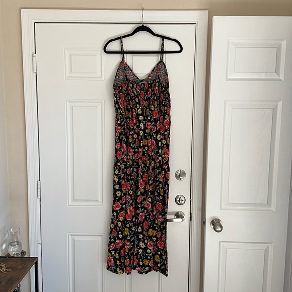 Colorful Floral Rose Tiered Flowy Maxi Dress Smocked Top Size 1X - Picture 6 of 13
